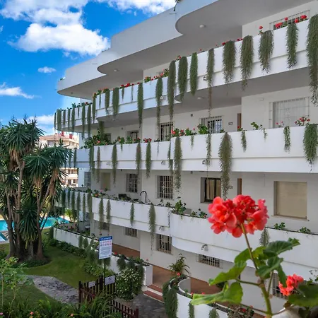 Puerto Banus Two Bedroom Luxurious With Parking * Марбелья